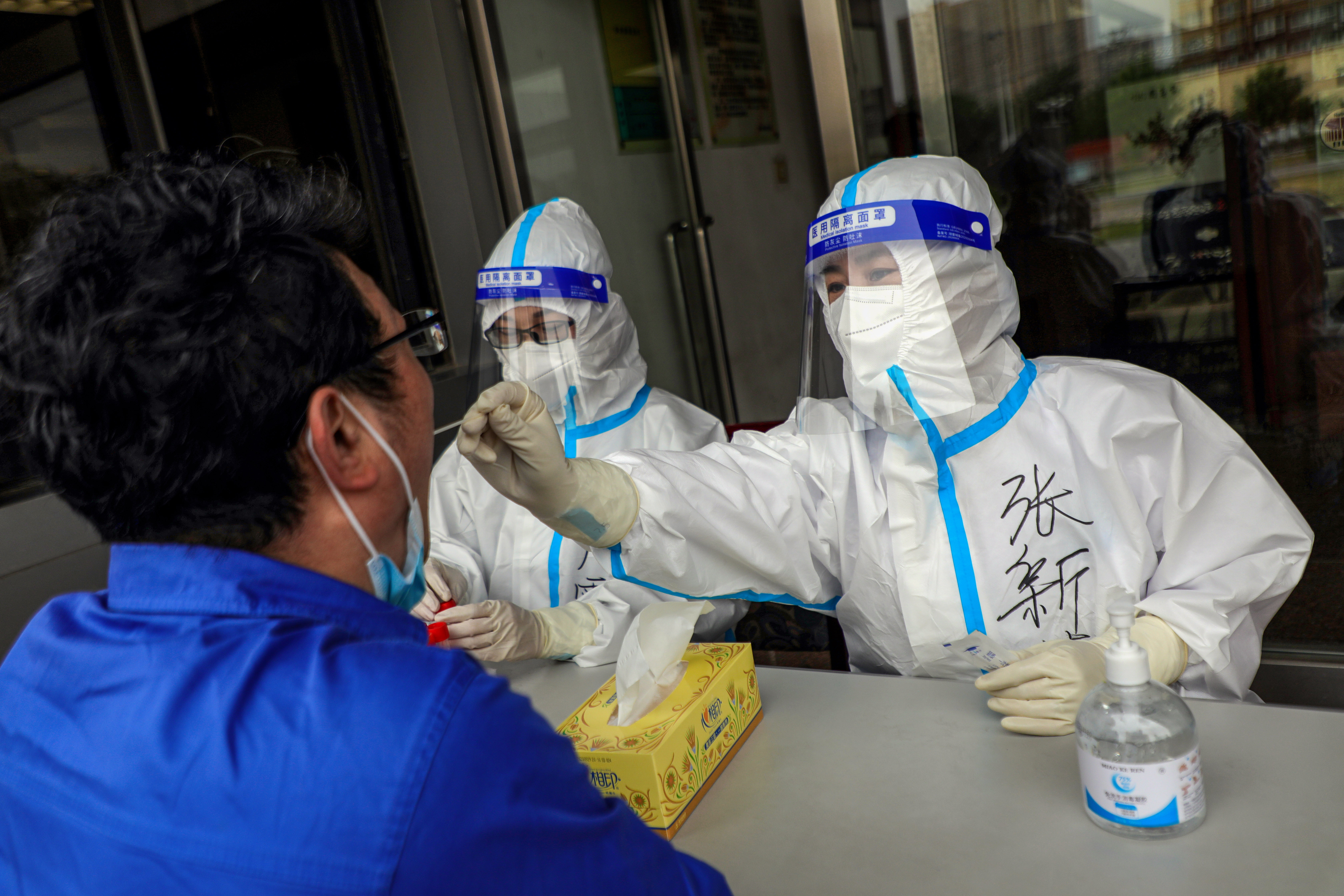 安彩高科：抗疫路上，從來(lái)都是“雙向奔赴”！