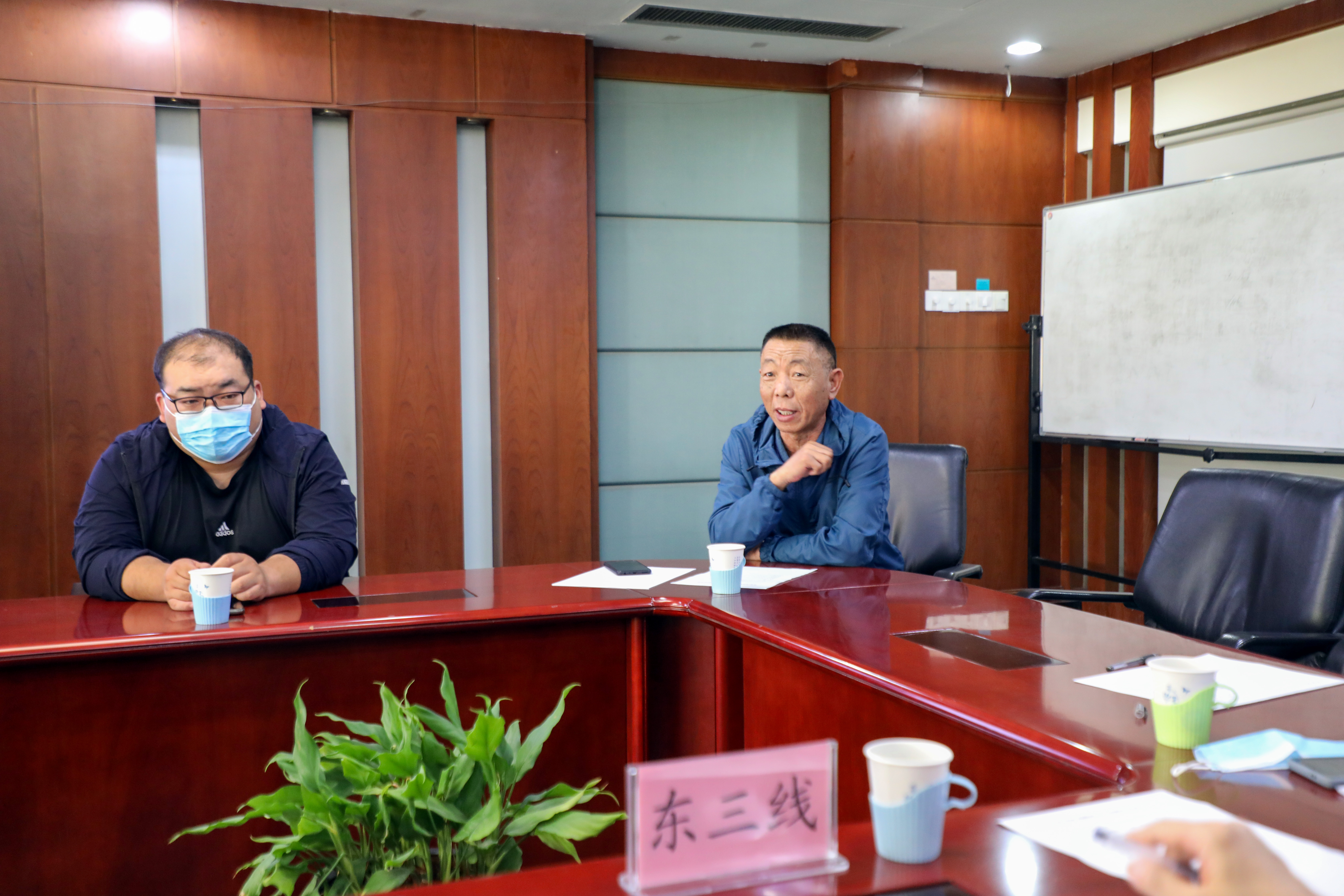 安彩幸福班車，永遠(yuǎn)在路上！