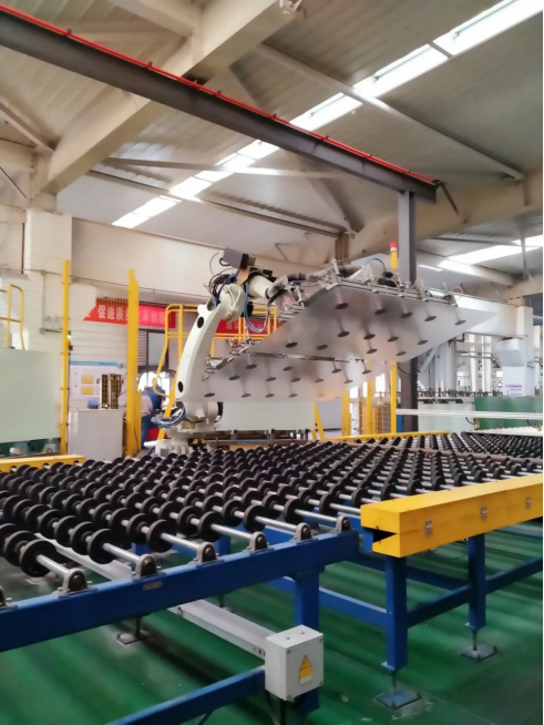 月光戰(zhàn)“疫”筆記∣心在一起 無懼風(fēng)雨 抗擊疫情 有我有你——安彩光伏新材料抗擊疫情紀(jì)實(shí)