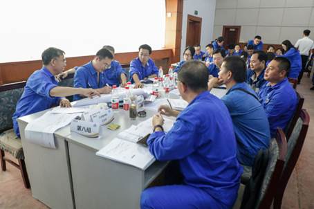 挑戰(zhàn)降本至高點(diǎn)，實(shí)現(xiàn)增效新里程——安彩高科開(kāi)展降本增效專題培訓(xùn)活動(dòng)