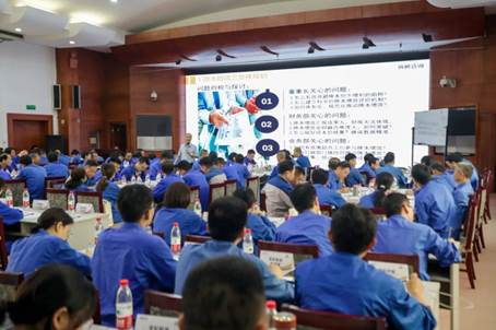 挑戰(zhàn)降本至高點(diǎn)，實(shí)現(xiàn)增效新里程——安彩高科開(kāi)展降本增效專題培訓(xùn)活動(dòng)